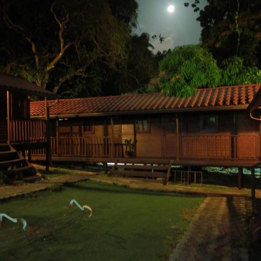 Cabañas Colindas Ciudad de Panamá Exterior foto